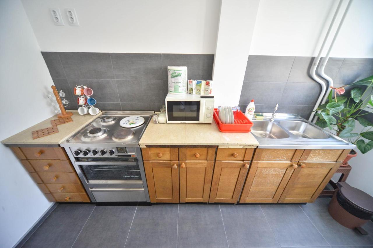Apartman Centar Lux Pirot Exterior photo